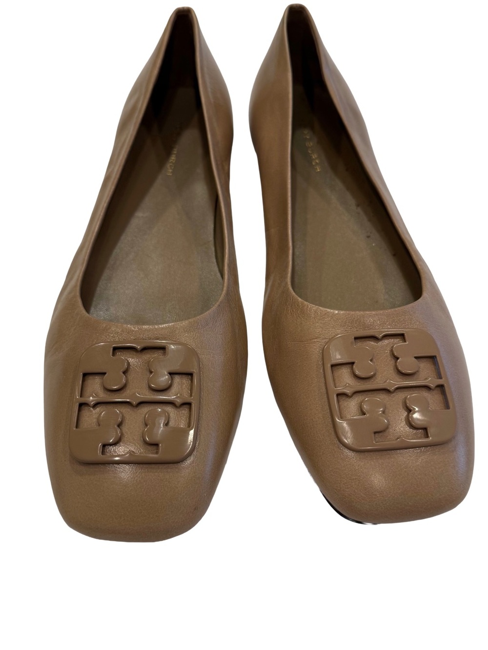 Tory Burch GEORGIA ballet flats in Brie (tan)  Leather W/ Large Logo SZ 8.5  NEW